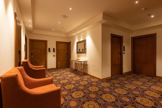 Imagen de los interiores del Hotel Clarks Inn Express Ludhiana. Foto 6