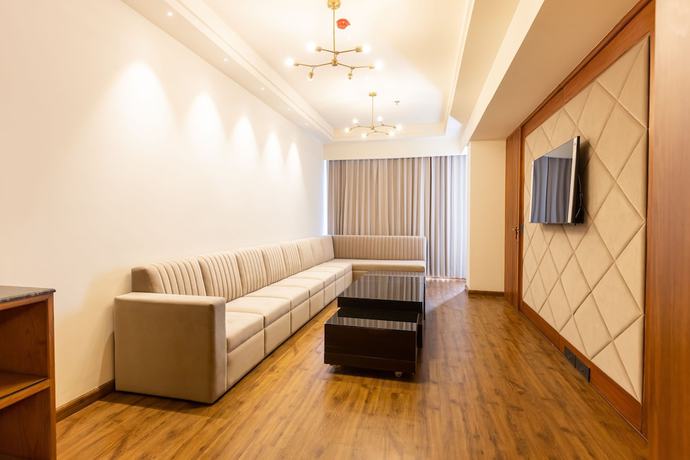 Imagen de los interiores del Hotel Clarks Inn Express Ludhiana. Foto 11