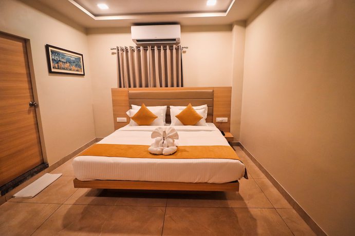 Imagen de la habitación del Hotel Clarks Inn Express Udaipur. Foto 2