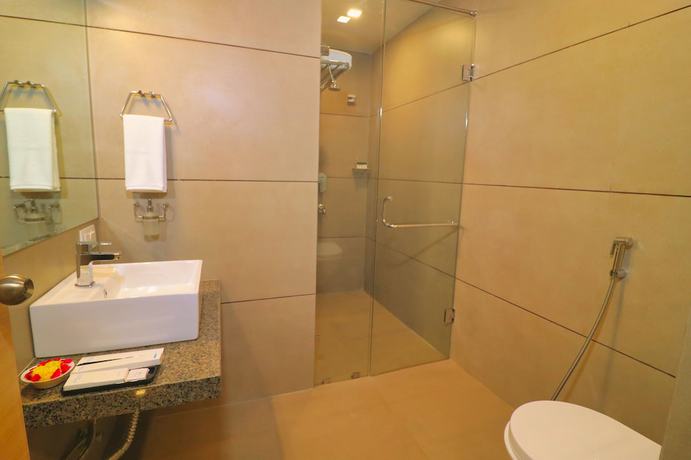 Imagen de la habitación del Hotel Clarks Inn Express Udaipur. Foto 10