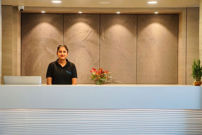 Imagen de los interiores del Hotel Clarks Inn Express Udaipur. Foto 19