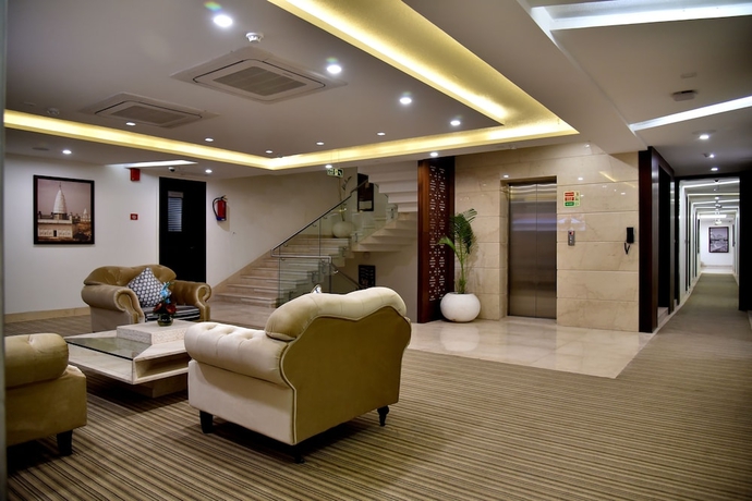 Imagen de los interiores del Hotel Clarks Inn Suite Gwalior. Foto 16