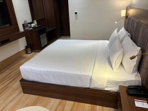 Imagen general del Hotel Clarks Inn Suites Agra. Foto 2