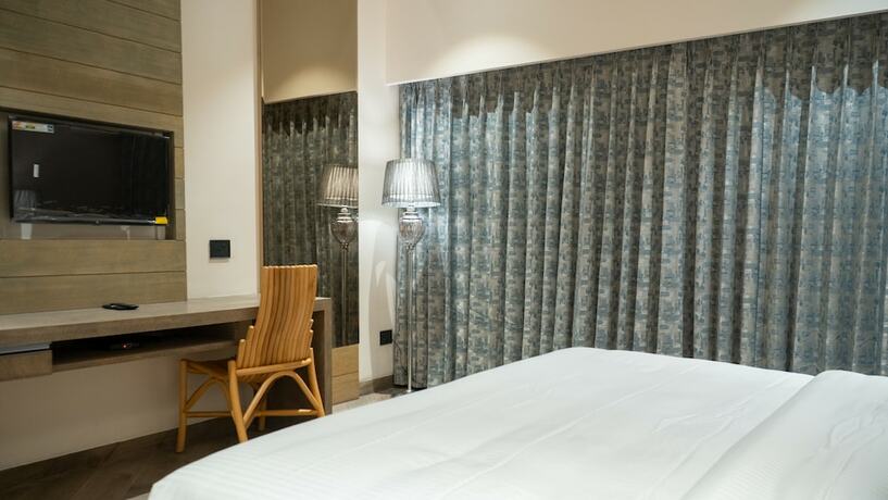 Imagen general del Hotel Clarks Inn Suites Kangra. Foto 7