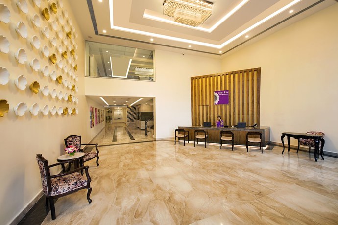 Imagen de los interiores del Hotel Clarks Inn Suites Katra. Foto 14