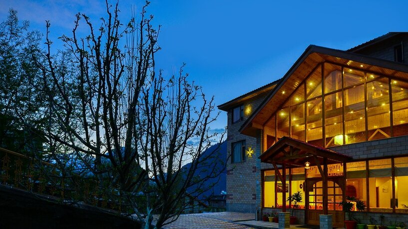 Imagen general del Hotel Clarks Inn Suites Manali. Foto 1