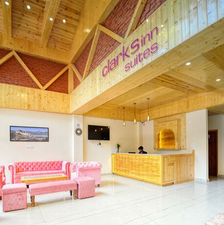 Imagen general del Hotel Clarks Inn Suites Manali. Foto 9