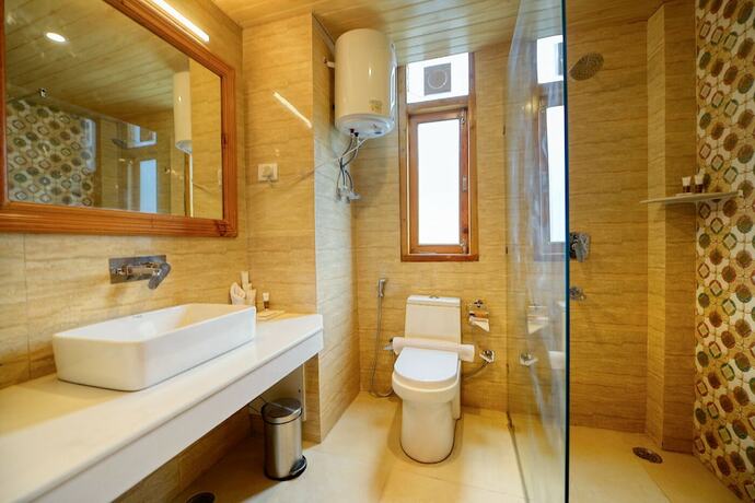 Imagen general del Hotel Clarks Inn Suites Manali. Foto 12