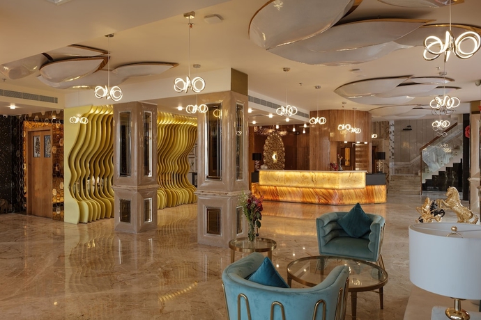 Imagen de los interiores del Hotel Clarks Premier Kota. Foto 16