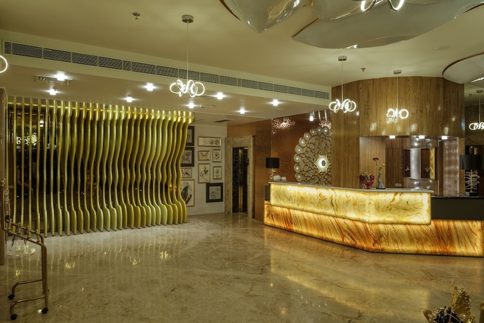 Imagen de los interiores del Hotel Clarks Premier Kota. Foto 18