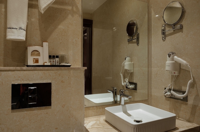 Imagen de la habitación del Hotel Clarks Premier Kota. Foto 14