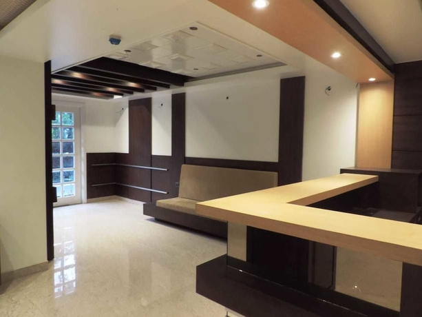Imagen de los interiores del Hotel Clarks Residences Bhowali. Foto 18