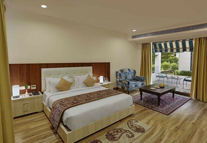 Imagen de la habitación del Hotel Clarks Safari Ranthambore. Foto 13
