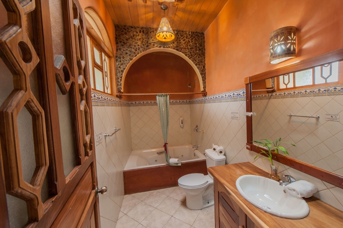 Imagen de la habitación del Hotel Claro De Luna. Foto 10