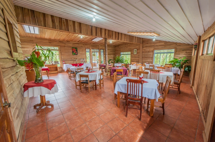 Imagen del bar/restaurante del Hotel Claro De Luna. Foto 7