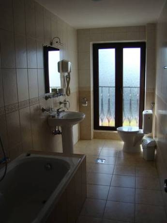 Imagen de los interiores del Hotel Clasic. Foto 4