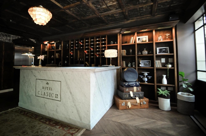 Imagen de los interiores del Hotel Clasico. Foto 14