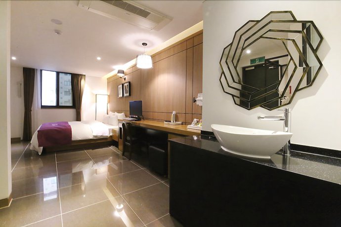Imagen de la habitación del Hotel Class, Cheonan. Foto 15