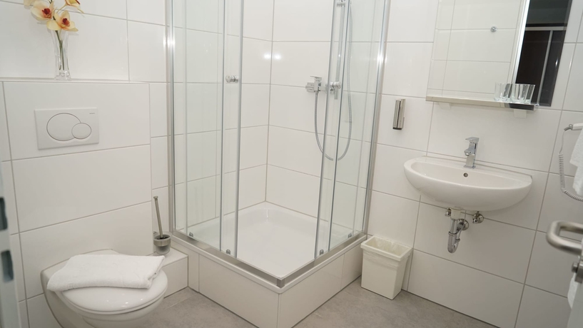 Imagen de la habitación del Hotel Class, Hamburgo. Foto 11