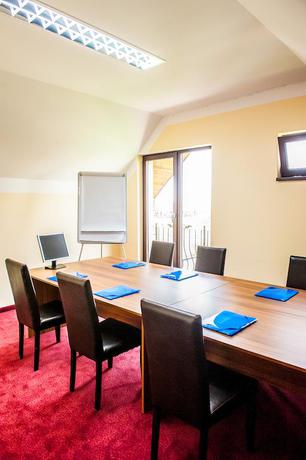Imagen de los interiores del Hotel Class Hermannstadt. Foto 11