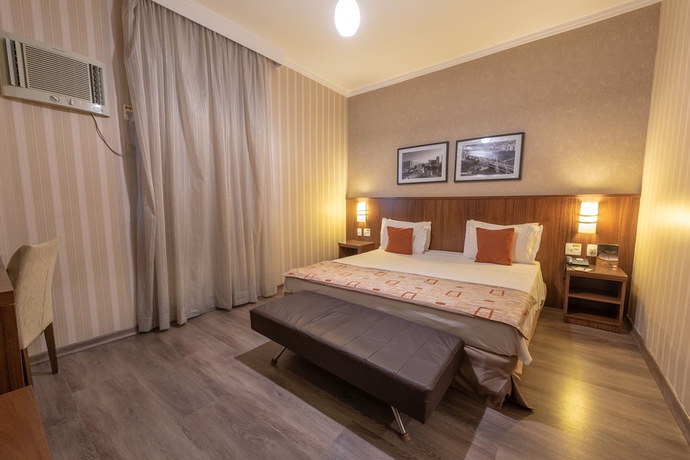 Imagen de la habitación del Hotel Class Varginha. Foto 10