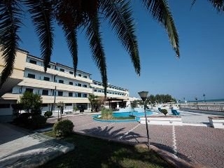 Imagen de la piscina del Hotel Classhotel Mandatoriccio. Foto 7