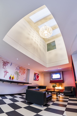Imagen de los interiores del Hotel Classic, Bogot&aacute;. Foto 12