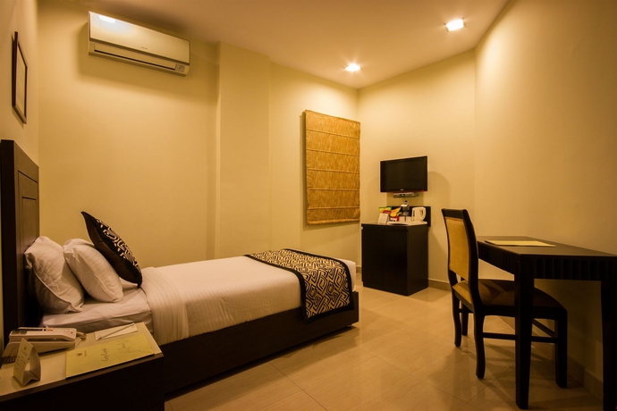 Imagen de la habitación del Hotel Classic Diplomat. Foto 10