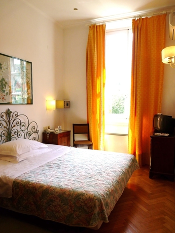 Imagen de la habitación del Hotel Classic, Florencia. Foto 7