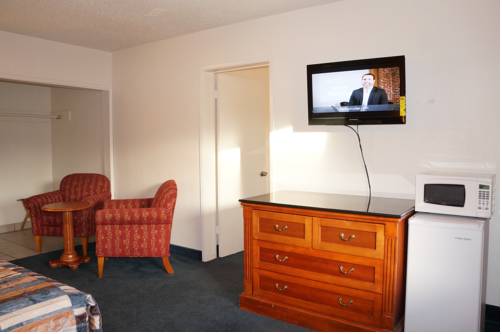 Imagen de la habitación del Hotel Classic Inn Red Bluff. Foto 5