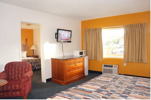 Imagen de la habitación del Hotel Classic Inn Red Bluff. Foto 6