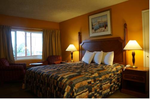 Imagen de la habitación del Hotel Classic Inn Red Bluff. Foto 13