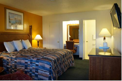 Imagen de la habitación del Hotel Classic Inn Red Bluff. Foto 16