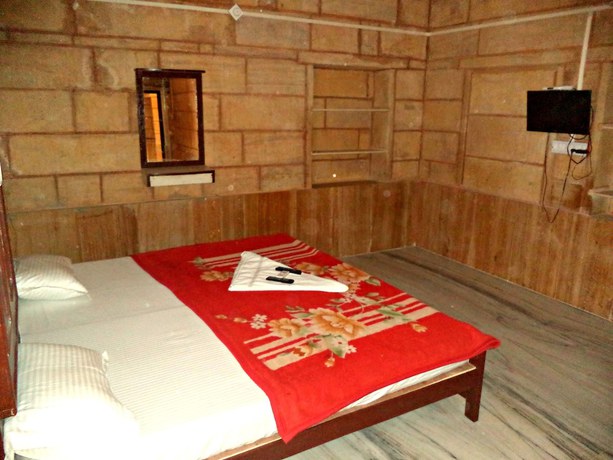 Imagen de la habitación del Hotel Classic Jaisalmer. Foto 16
