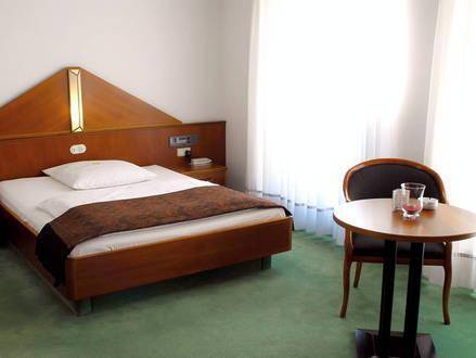 Imagen de la habitación del Hotel Classic Kaarst. Foto 5