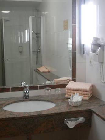 Imagen de la habitación del Hotel Classic Kaarst. Foto 7