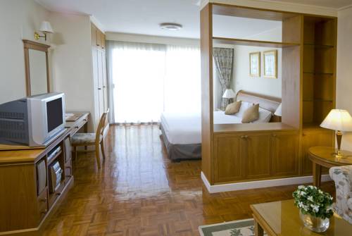 Imagen de la habitación del Hotel Classic Kameo and Serviced Apartments, Sriracha. Foto 6