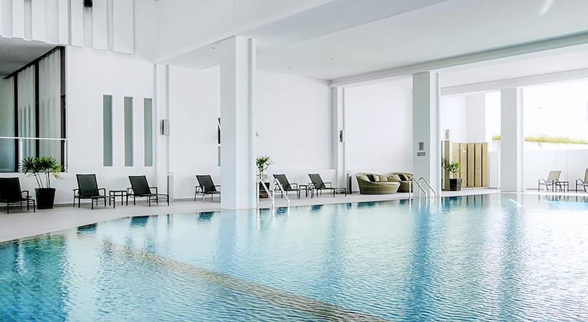 Imagen de la piscina del Hotel Classic Kameo andserviced Apartments, Rayong. Foto 18