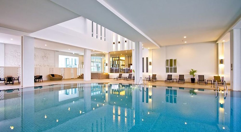 Imagen de la piscina del Hotel Classic Kameo andserviced Apartments, Rayong. Foto 19