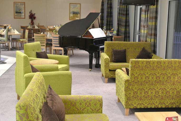 Imagen del bar/restaurante del Hotel Classic Lodges Ramsey Park. Foto 11