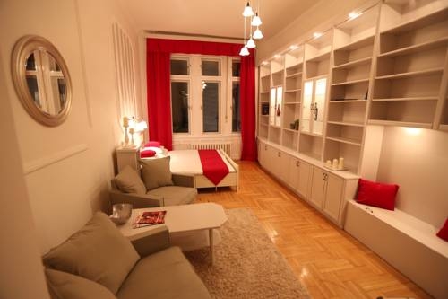 Imagen general del Hotel Classic Luxury Apartment. Foto 9