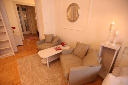 Imagen general del Hotel Classic Luxury Apartment. Foto 13