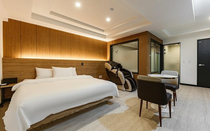 Imagen de la habitación del Hotel Classic Sacheon. Foto 16