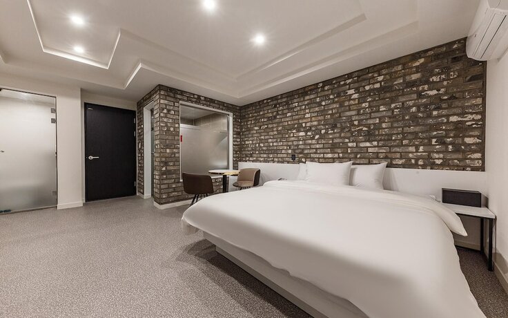 Imagen general del Hotel Classic Sacheon. Foto 7