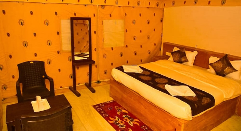 Imagen de la habitación del Hotel Classic Thar Resort Camp. Foto 12