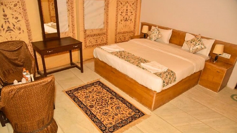 Imagen de la habitación del Hotel Classic Thar Resort Camp. Foto 13