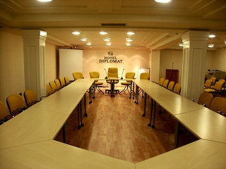 Imagen de los interiores del Hotel Classic, Tirana. Foto 5