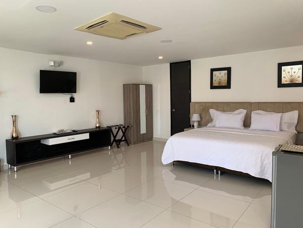 Imagen de la habitación del Hotel Classic VIP. Foto 13
