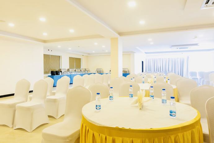 Imagen de los interiores del Hotel Classio Inn. Foto 18