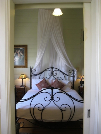 Imagen de la habitación del Hotel Classique Bed and Breakfast. Foto 8